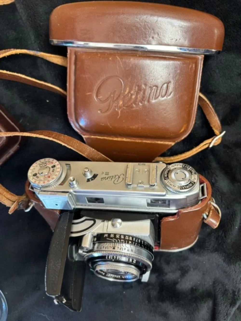 Kodak Vintage Camera- See all info and details in photos